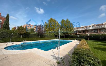 Flat for sale in Valdemarín