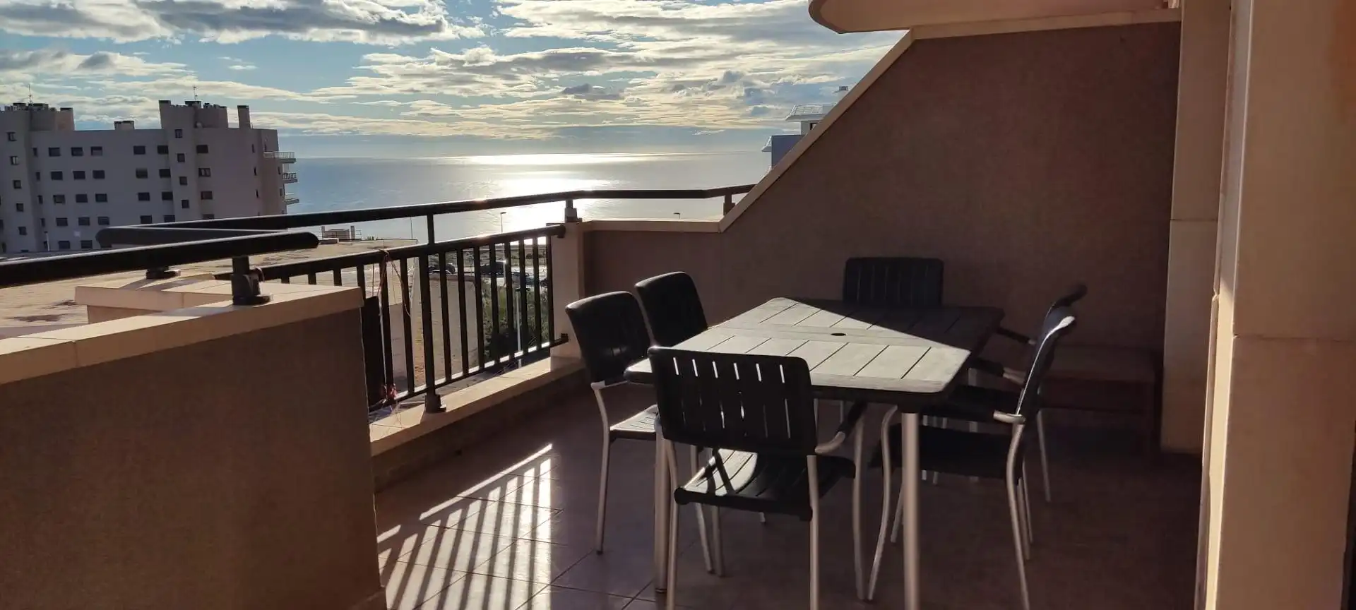 Apartment with terrace to rent in Los Arenales del Sol, imagen 3