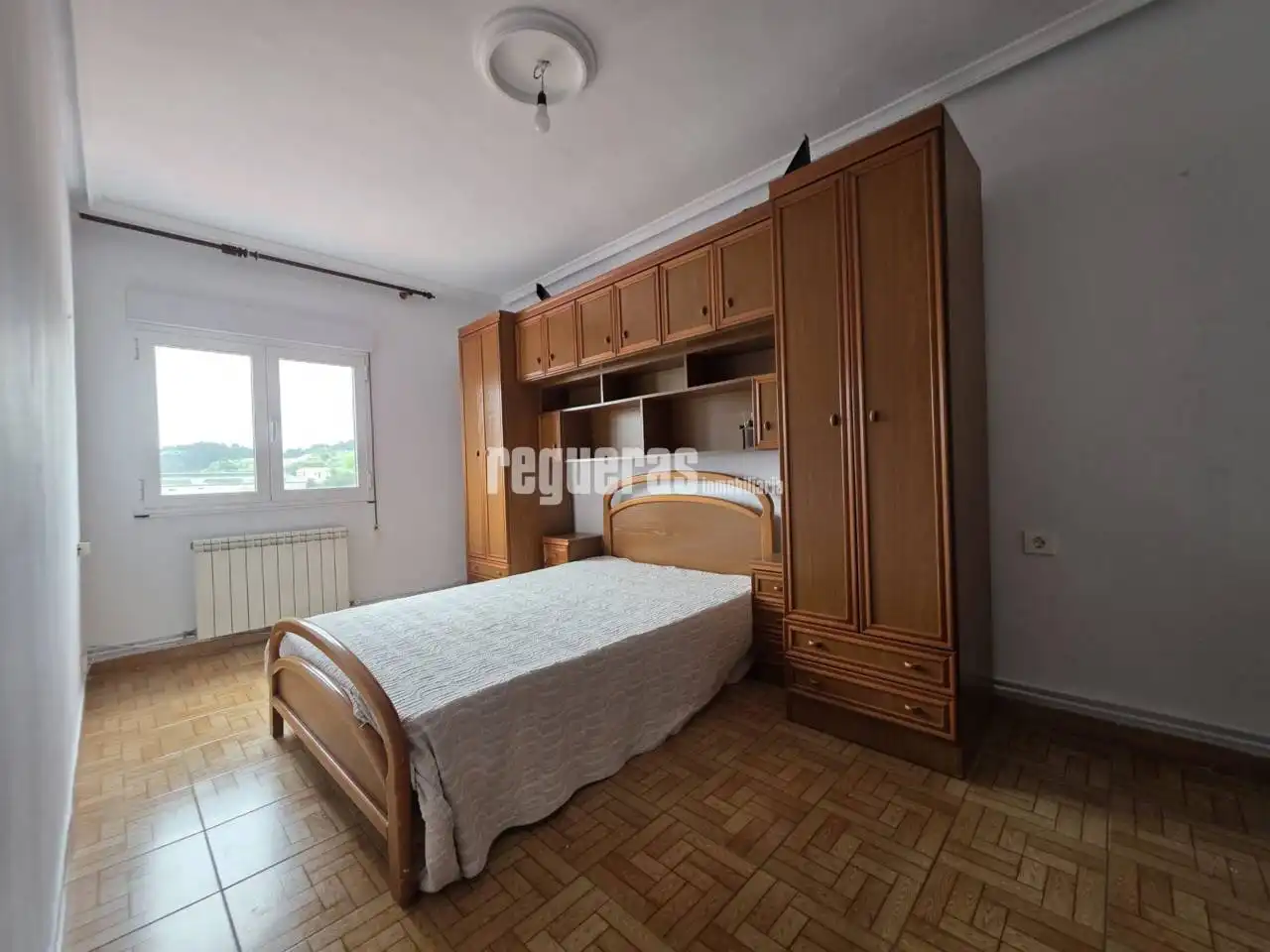 Bedroom of Flat for sale in Castrillón  with Heating