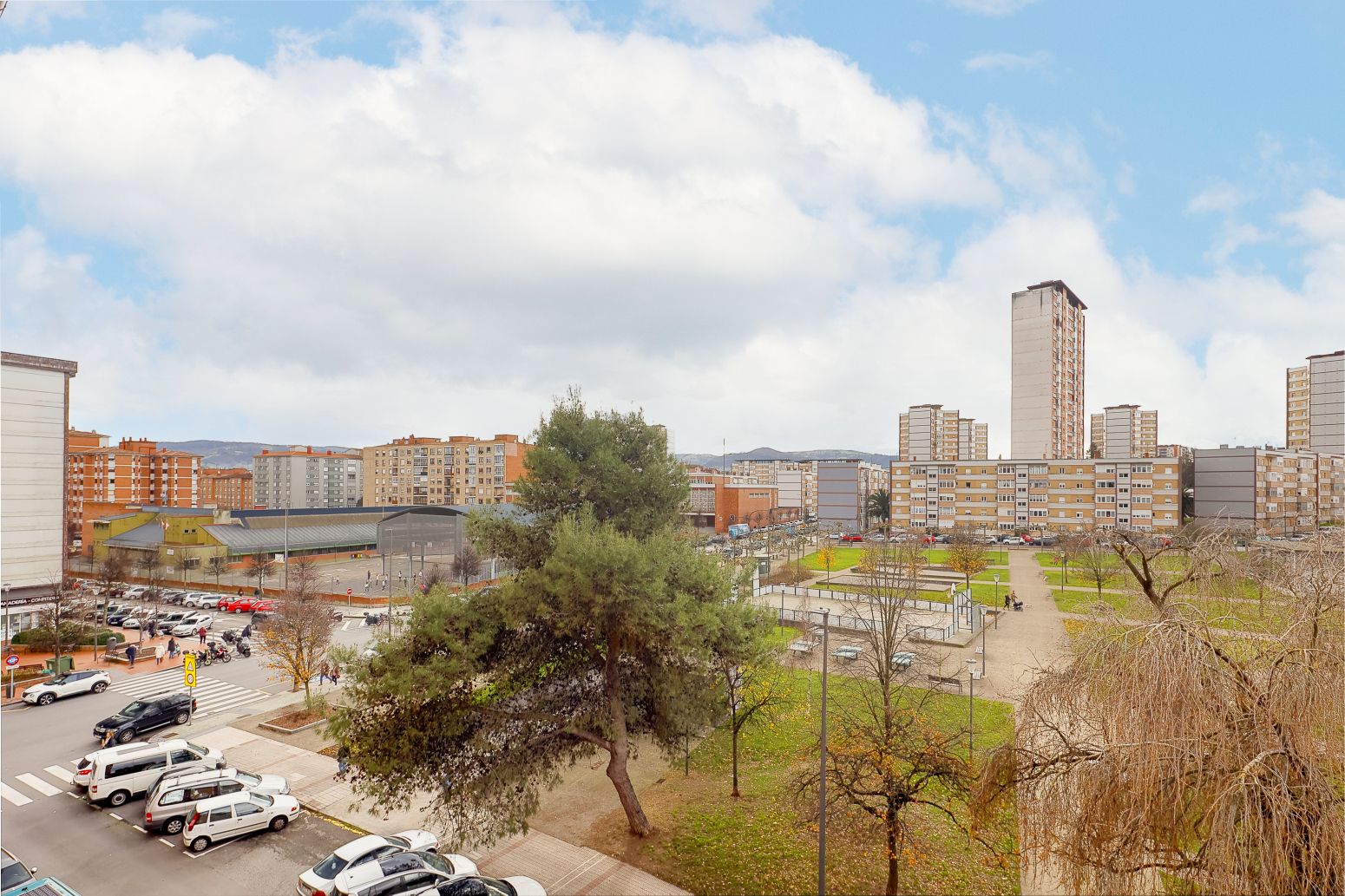 Vista exterior de Pis en venda en Gijón 