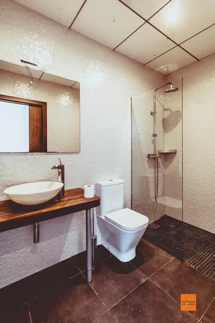 Baño de Casa o chalet en venta en Santa Bàrbara con Calefacción, Jardín privado y Parquet