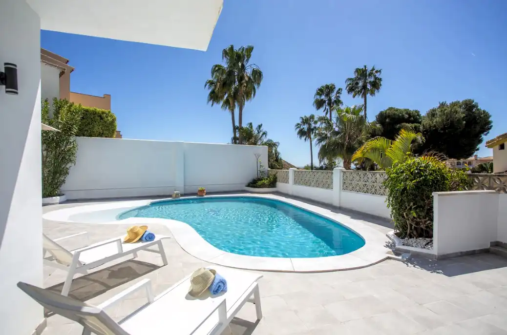 Piscina de Casa o xalet en venda en Mijas amb Aire condicionat, Jardí privat i Terrassa