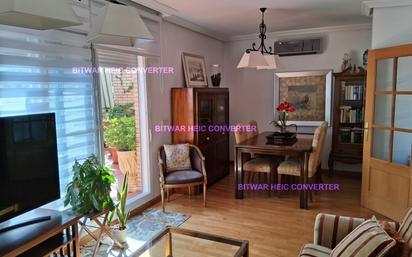 Sala d'estar de Àtic en venda en  Albacete Capital amb Calefacció, Terrassa i Traster