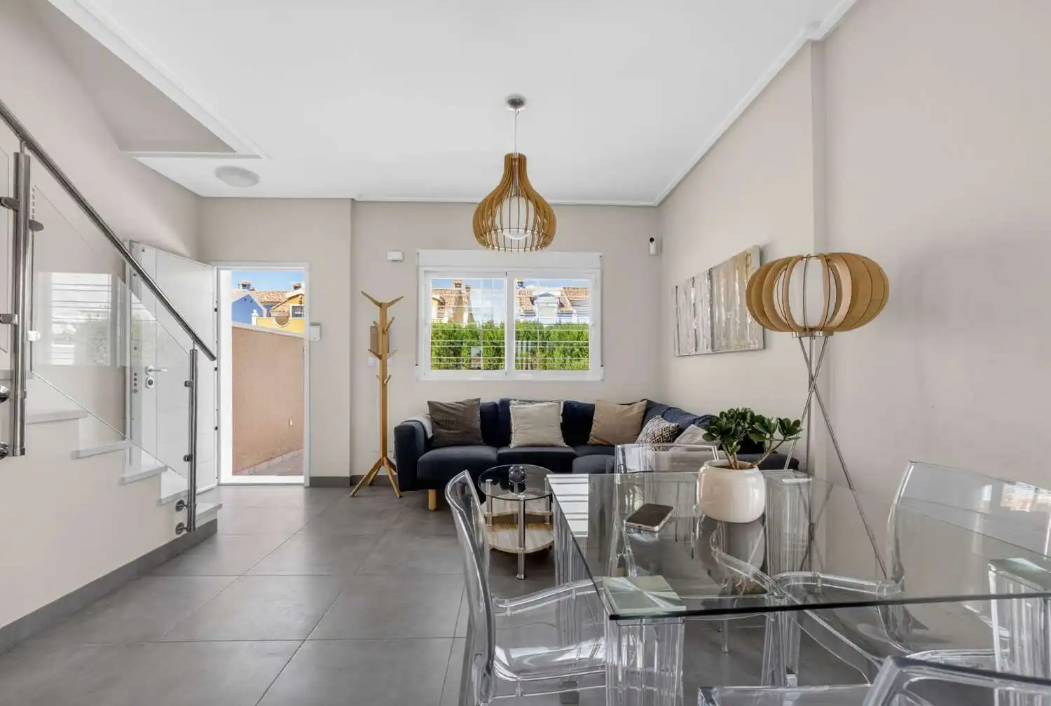 Sala de estar de Casa adosada en venta en Orihuela con Aire acondicionado, Calefacción y Terraza