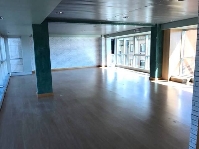 Oficina en Alquiler en Avenida de Madrid en Salgueira - O Castaño