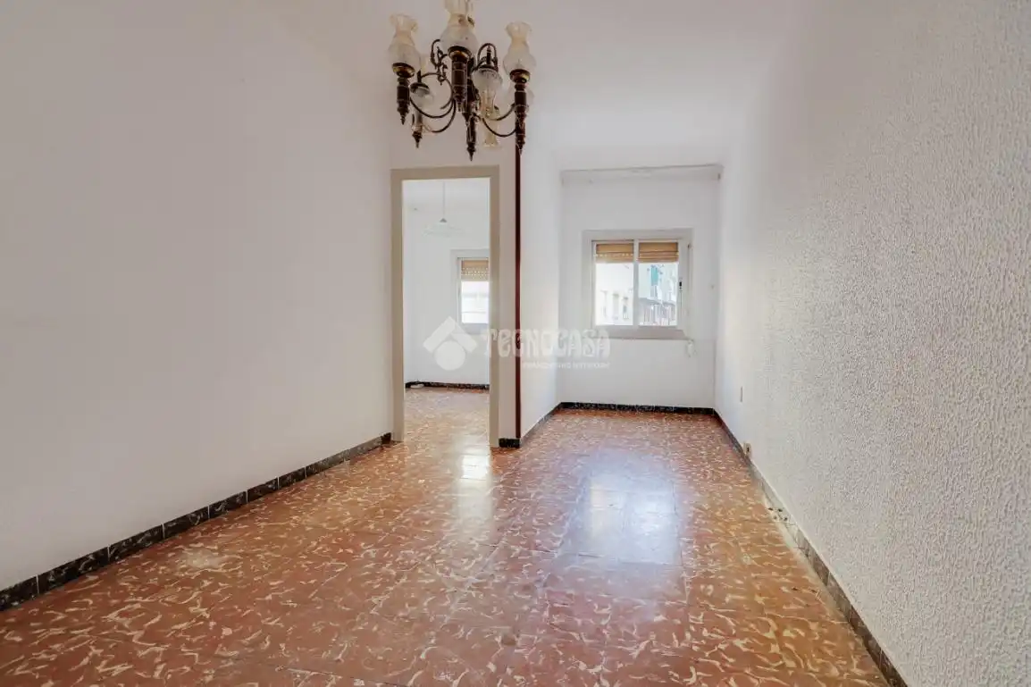 Flat for sale in Salut - Lloreda