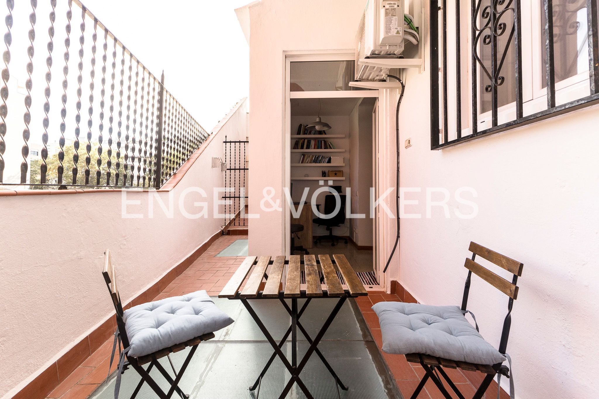 Balcony of Apartment to rent in  Barcelona Capital  with Air Conditioner, Heating and Terrace
