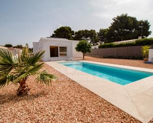Exterior view of House or chalet for sale in Es Mercadal  with Air Conditioner, Private garden and Swimming Pool