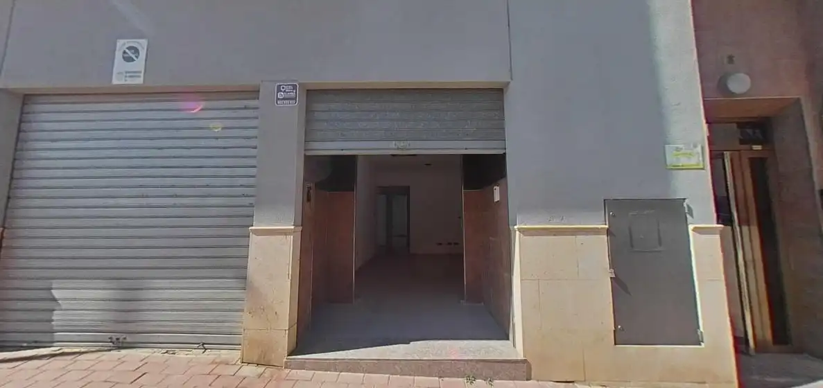 Business premises for sale in Calle SIERRA ESPUÑA