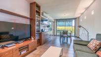 Sala d'estar de Casa o xalet en venda en Vallromanes amb Aire condicionat, Terrassa i Piscina