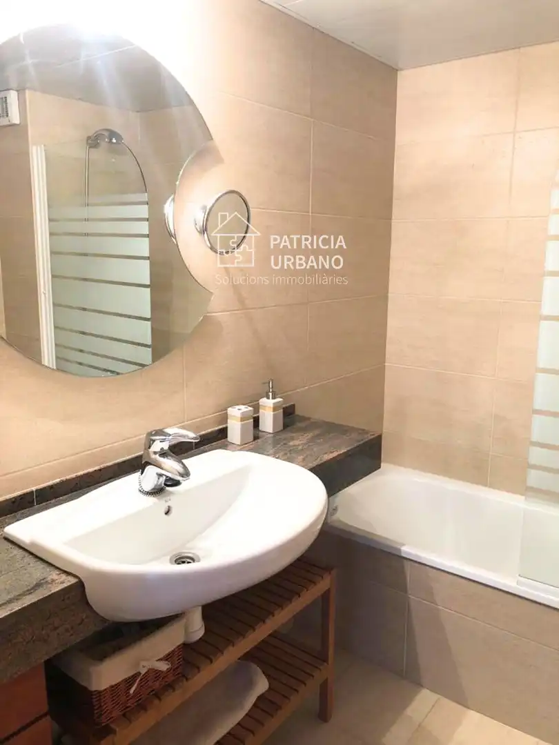 Badezimmer von Wohnungen zur Miete in Cambrils mit Klimaanlage, Heizung und Terrasse