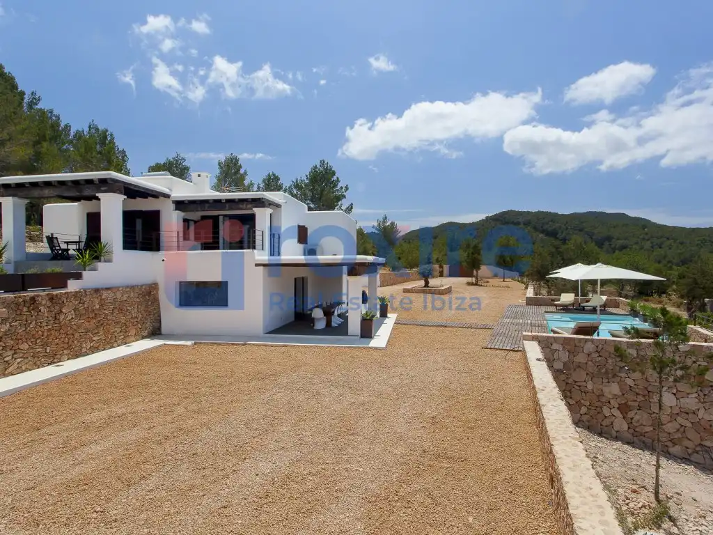 Vista exterior de Casa o chalet de alquiler en Sant Josep de sa Talaia