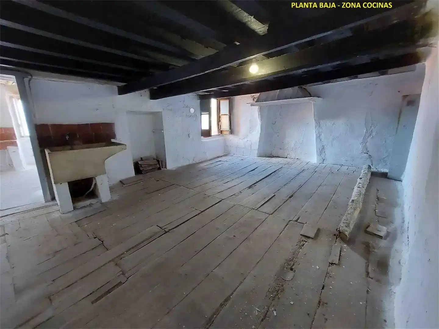 Casa o xalet en venda en Yeste amb Traster i Balcó