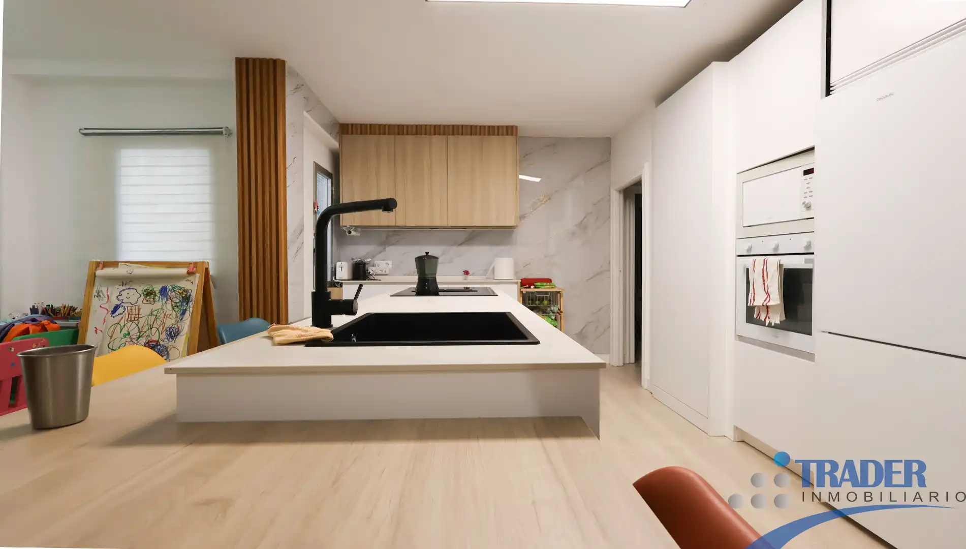 Cocina de Piso en venta en Alcorcón con Terraza y Balcón