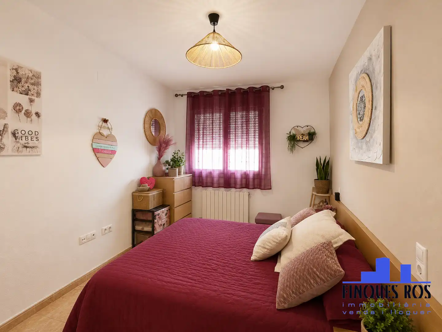 Habitación de Piso en venta en Vinaròs con Aire acondicionado, Calefacción y Terraza