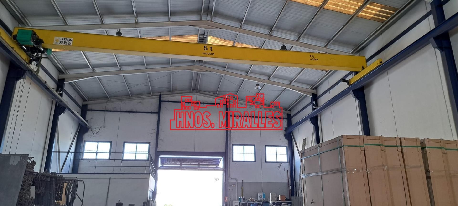 Nau industrial de lloguer en Aspe
