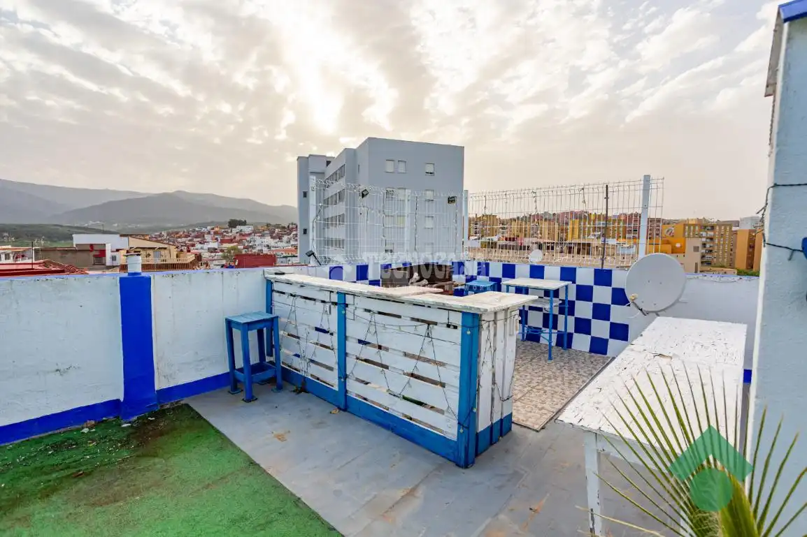 Terrace of Flat for sale in Algeciras  with Terrace, Storage room and Furnished