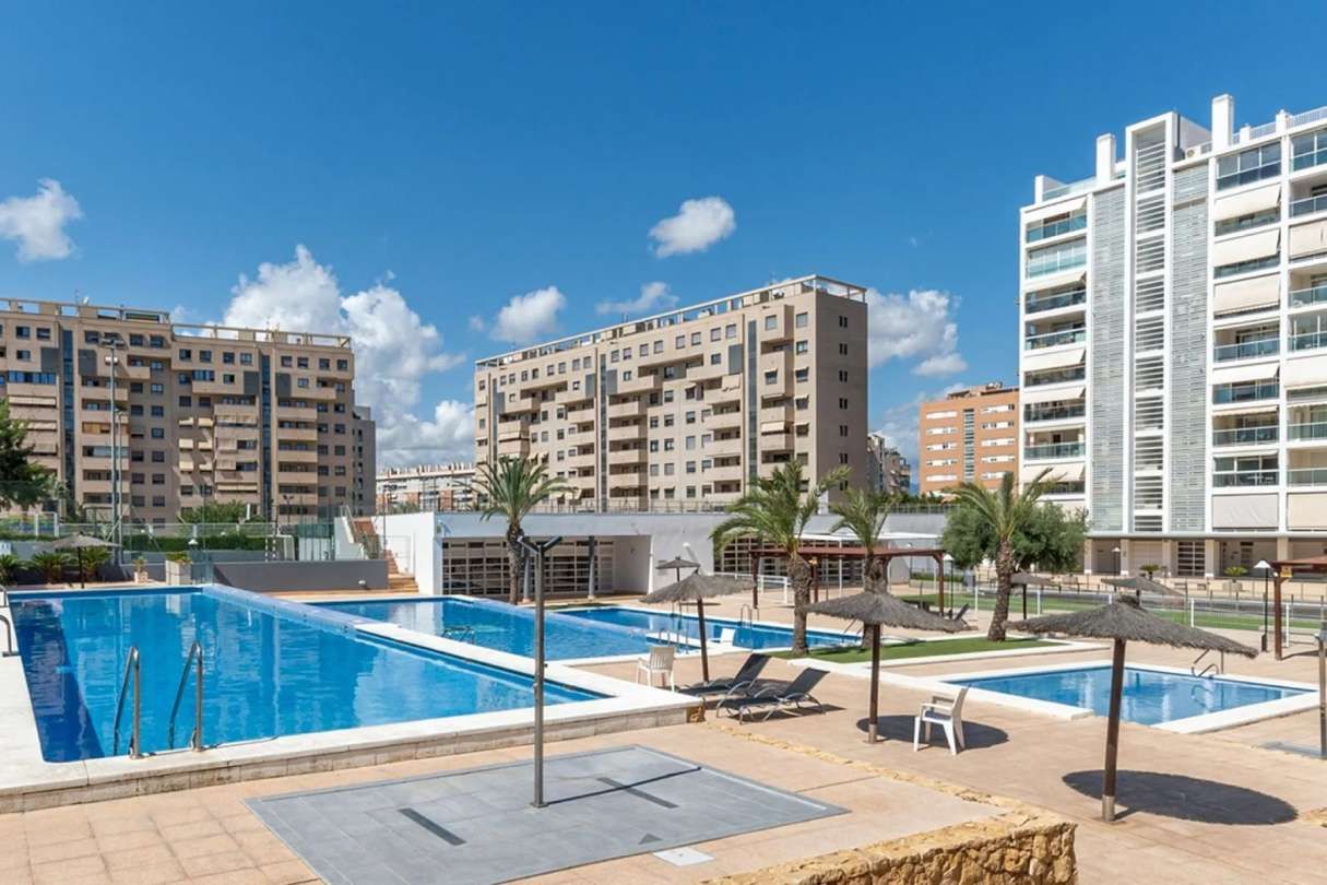 Swimming pool of Attic for sale in Alicante / Alacant  with Air Conditioner, Heating and Terrace