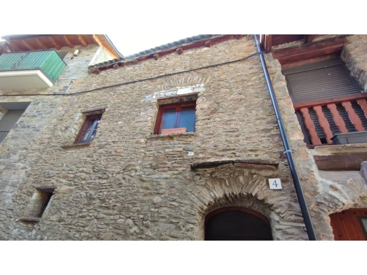 Exterior view of Country house for sale in Ribera d'Urgellet  with Heating and Furnished