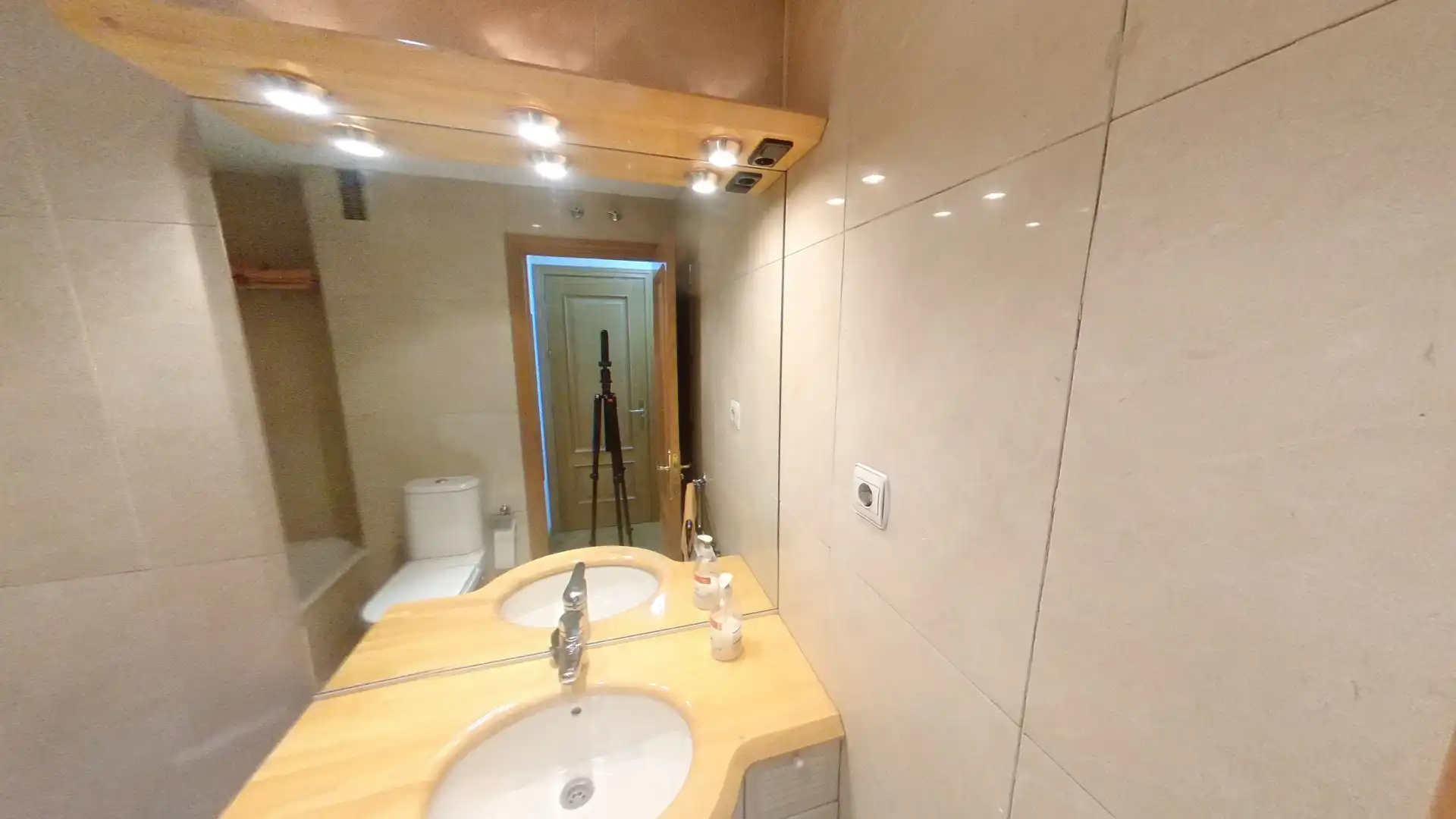 Flat for rent in Calle de Rafael Bergamín, San Juan Bautista