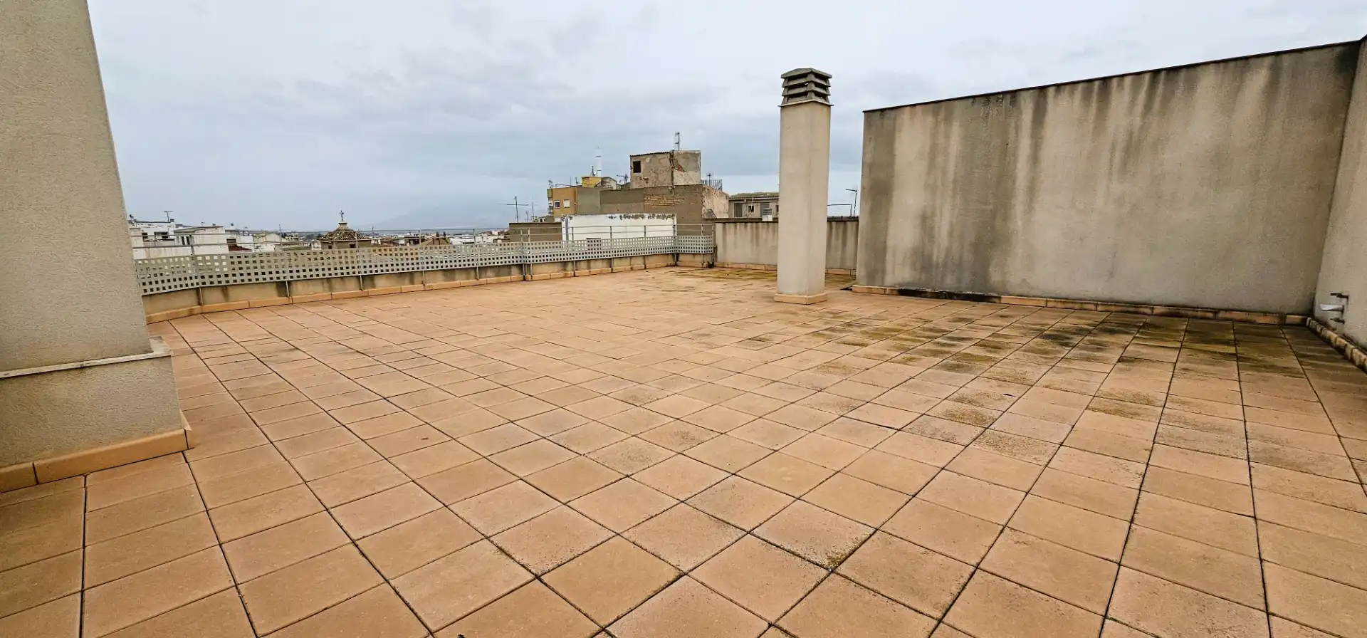 Inmuebles singulares con ascensor en venta en Avenida Santa Eulalia 64, imagen 49