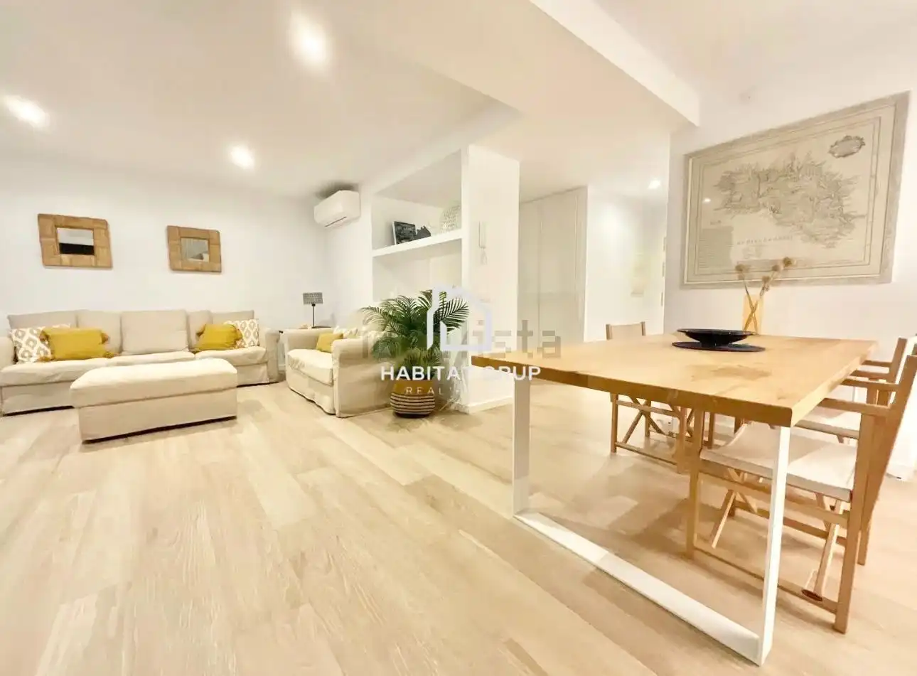 Vista exterior de Dúplex en venda en Ciutadella de Menorca amb Aire condicionat, Calefacció i Terrassa