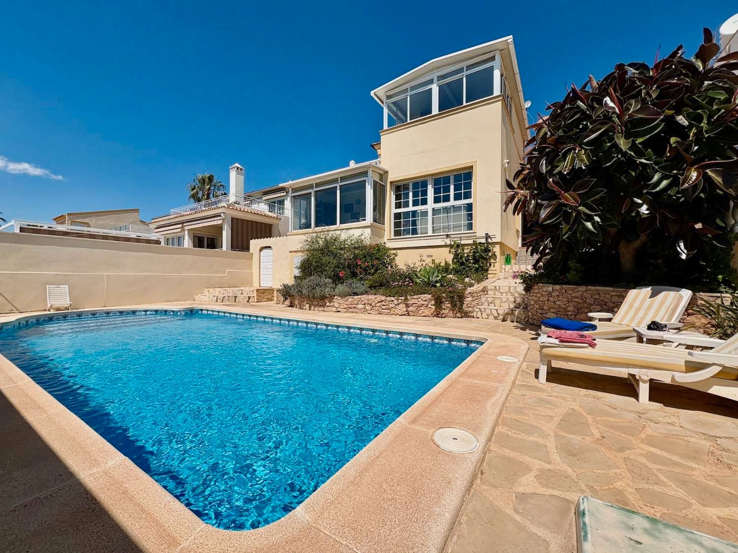 Swimming pool of House or chalet for sale in Orihuela  with Air Conditioner, Heating and Terrace