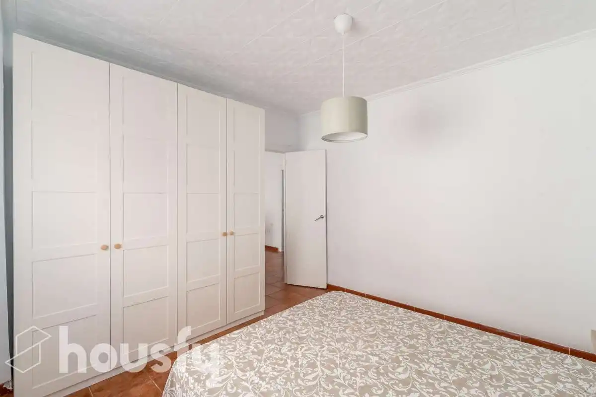 Habitación de Piso de alquiler en Sagunto / Sagunt con Aire acondicionado, Amueblado y Balcón