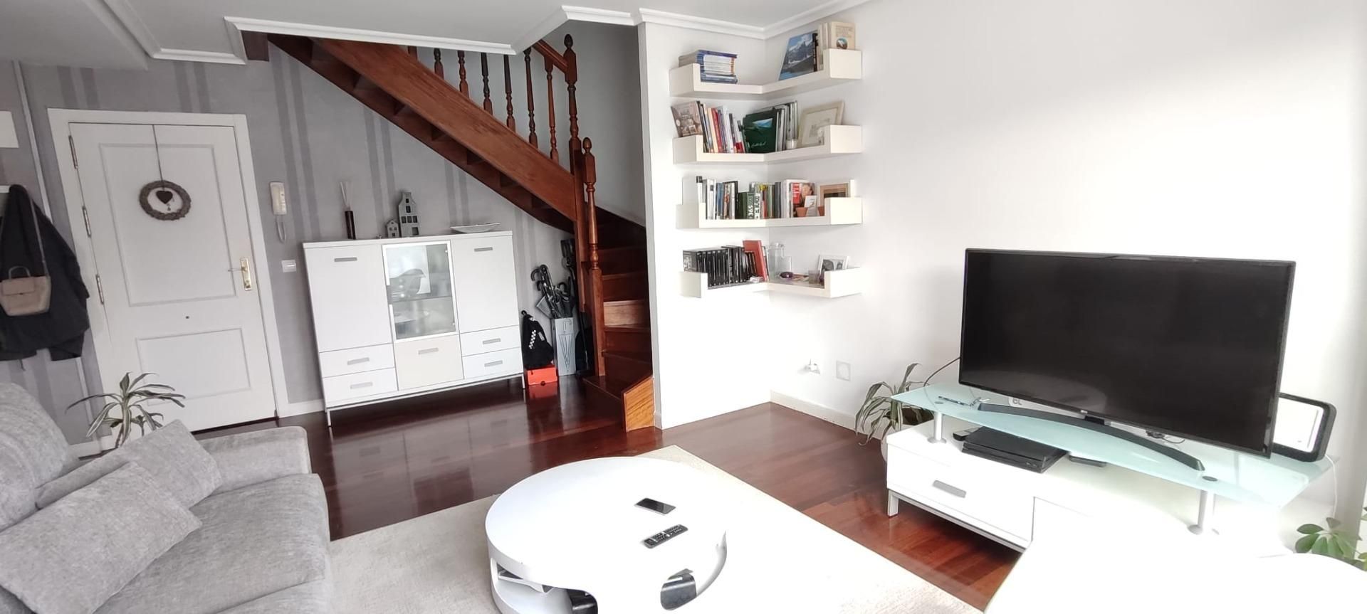 Living room of Duplex for sale in Torrelavega   with Heating, Storage room and Balcony