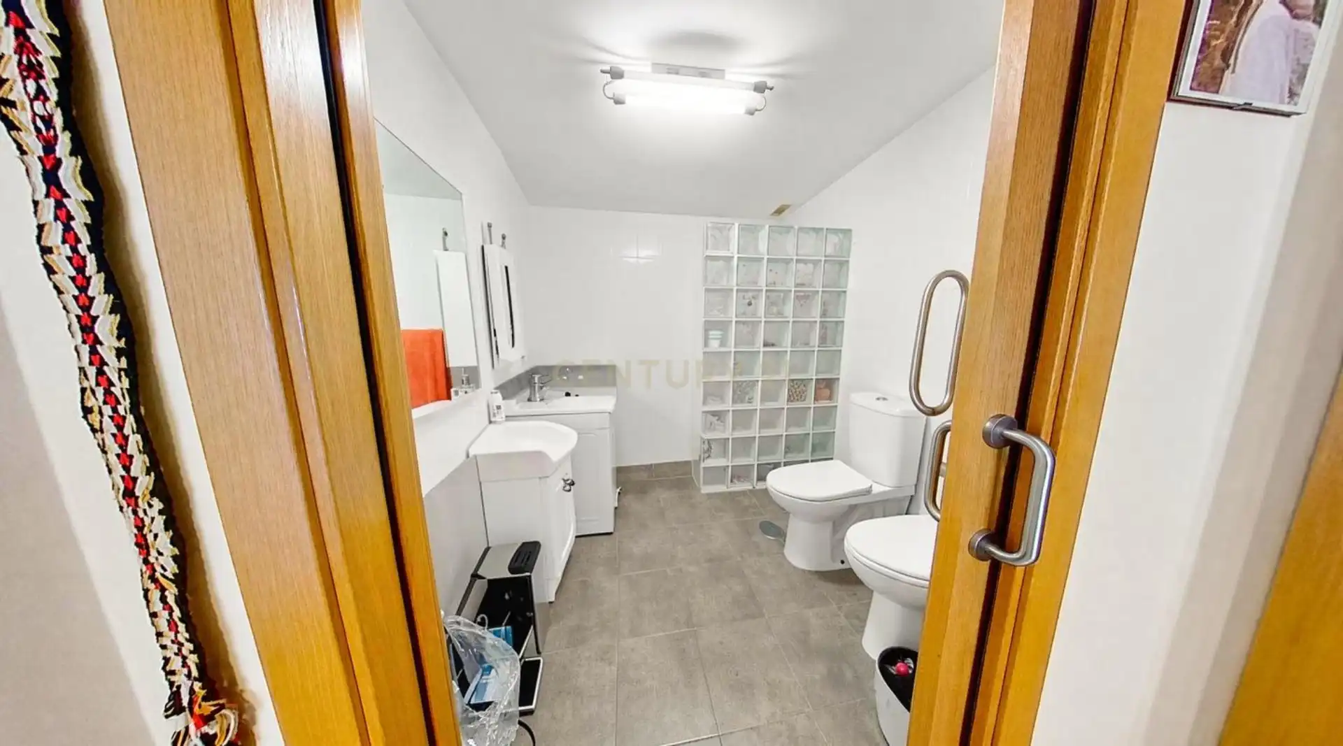 Baño de Piso en venta en Málaga con Aire acondicionado, Jardín privado y Trastero