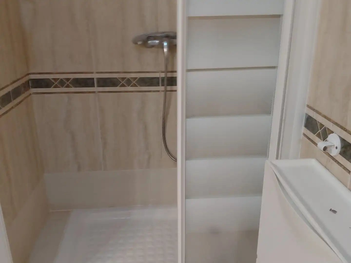 Baño de Piso en venta en  Valencia Capital con Aire acondicionado, Terraza y Balcón