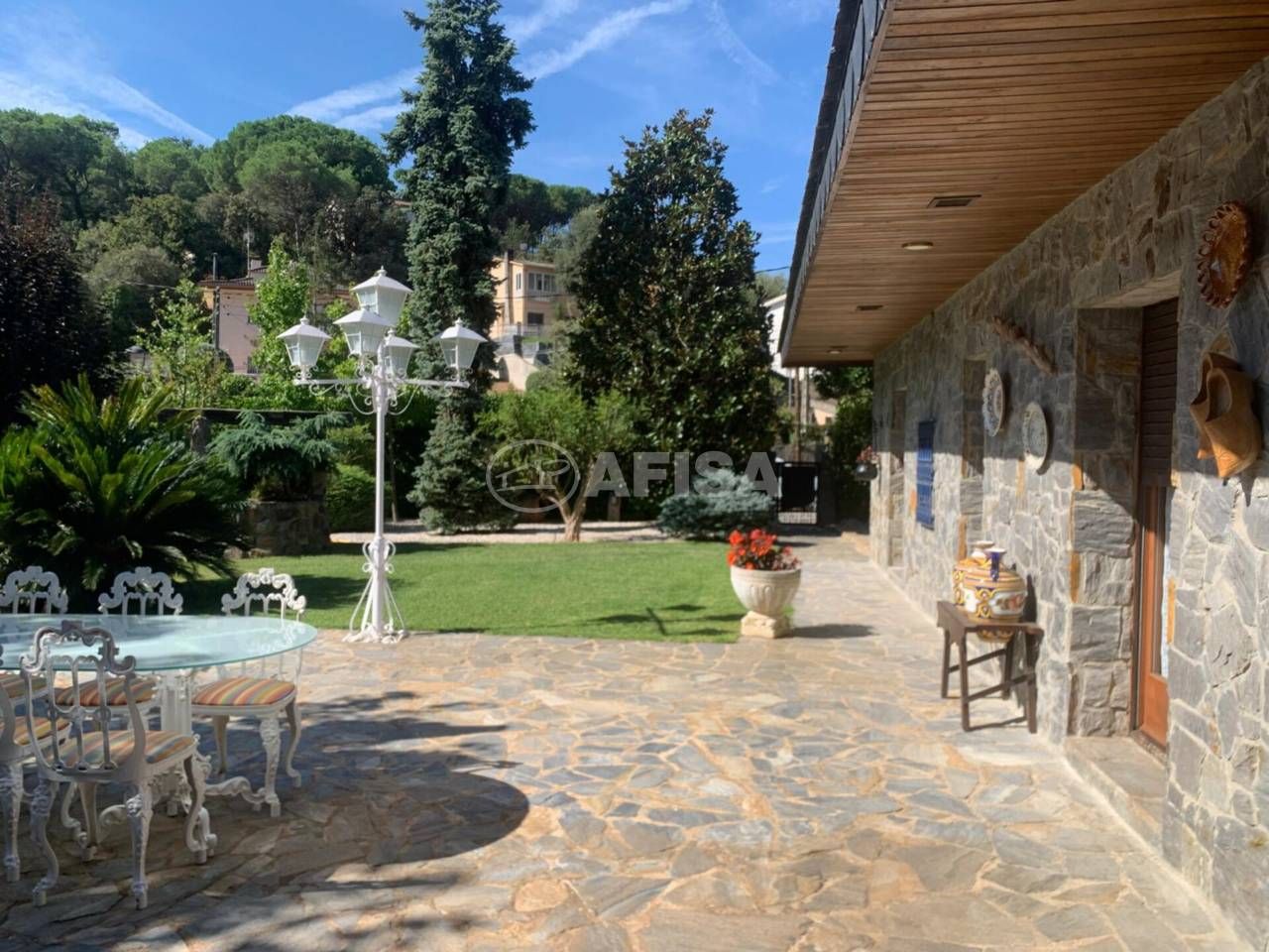 House or chalet for sale