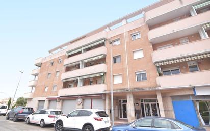 Vista exterior de Pis en venda en Torredembarra amb Calefacció, Jardí privat i Terrassa