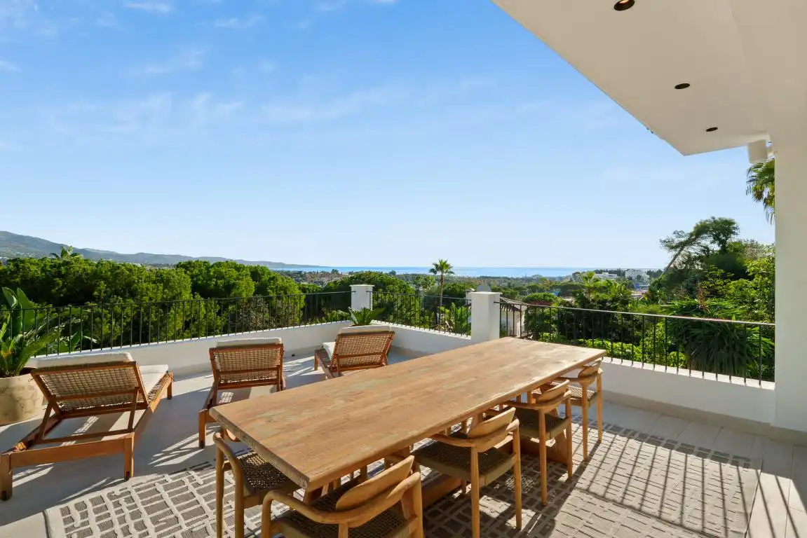 Casa amb terrassa en venda a CALDERON DE LA BARCA-NVA 10, imagen 6