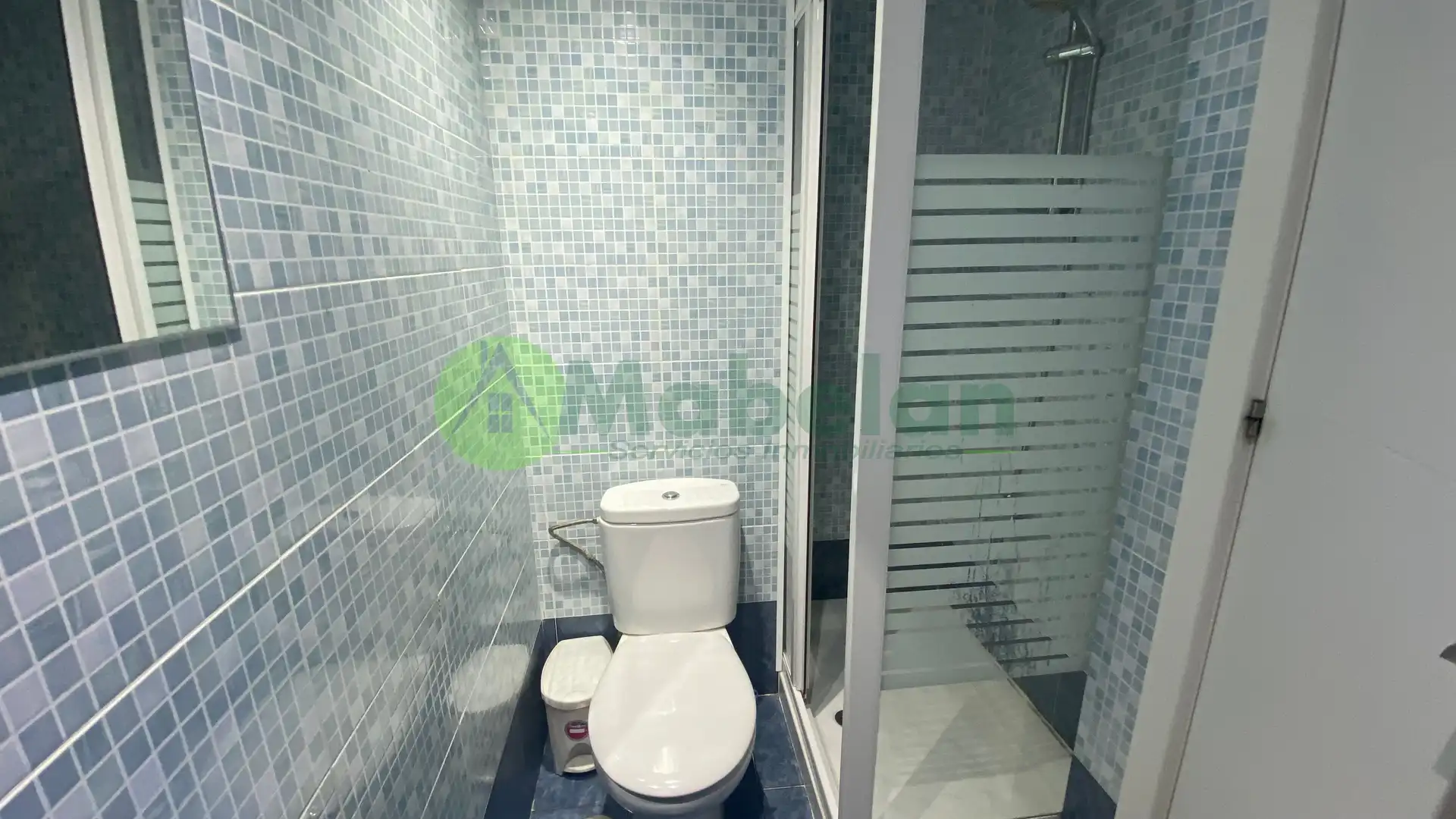Baño de Piso de alquiler en Madrid con Calefacción y Piscina comunitaria