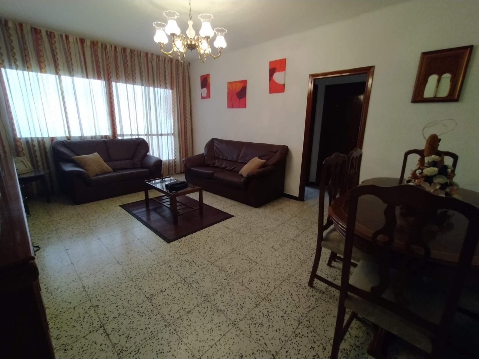 Sala d'estar de Pis per a compartir en  Almería Capital amb Terrassa