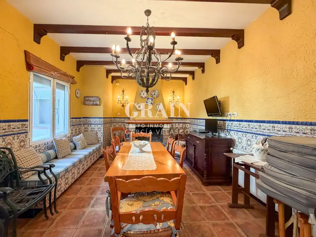 Garden of Detached homes for sale in Barrax  with Air Conditioner, Heating and Storage room