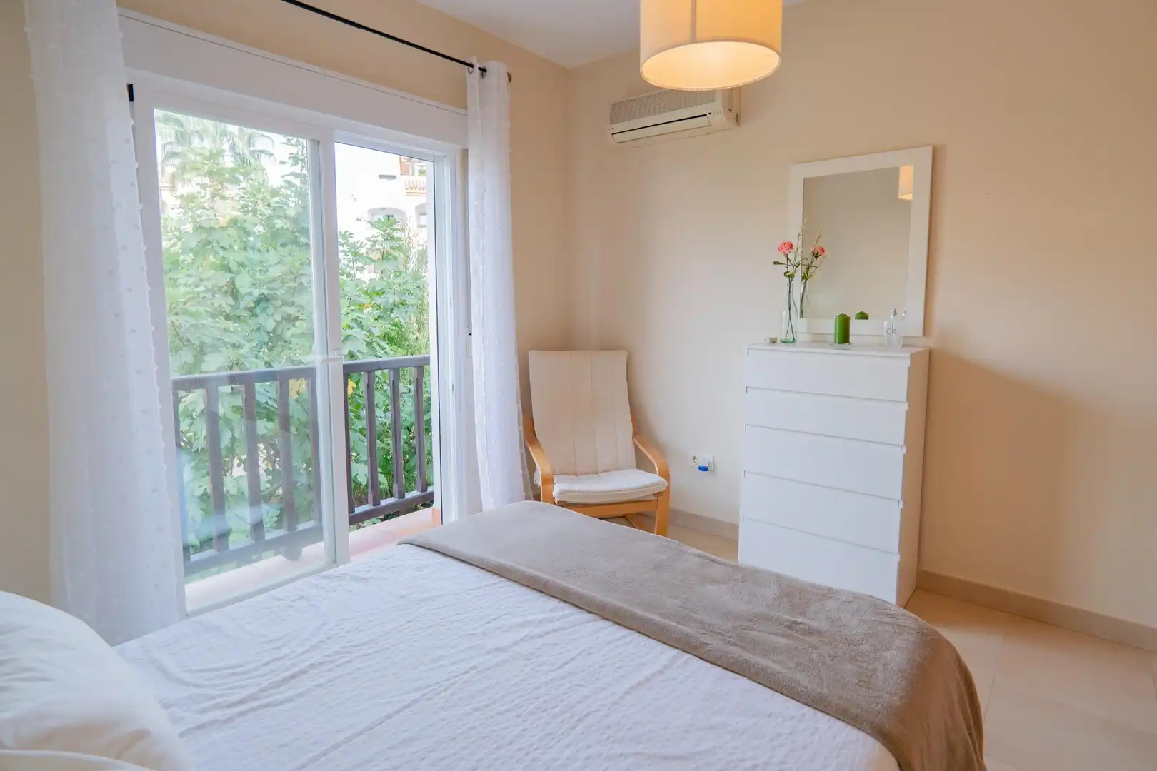 Wohnung zur Miete in Caleta de Vélez