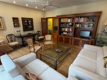 Appartamento con balcone in vendita a Carrer de Dénia