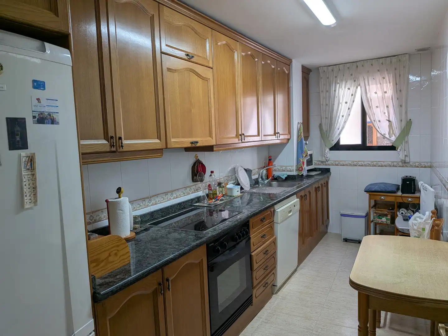 Cuina de Casa o xalet en venda en Castellón de la Plana / Castelló de la Plana amb Terrassa