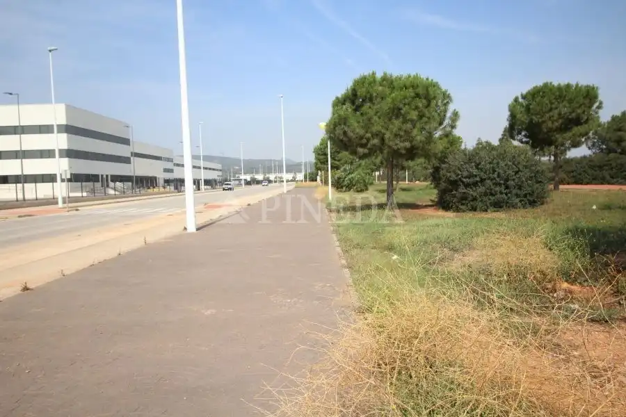 Terreny industrial en venda en Sagunto / Sagunt