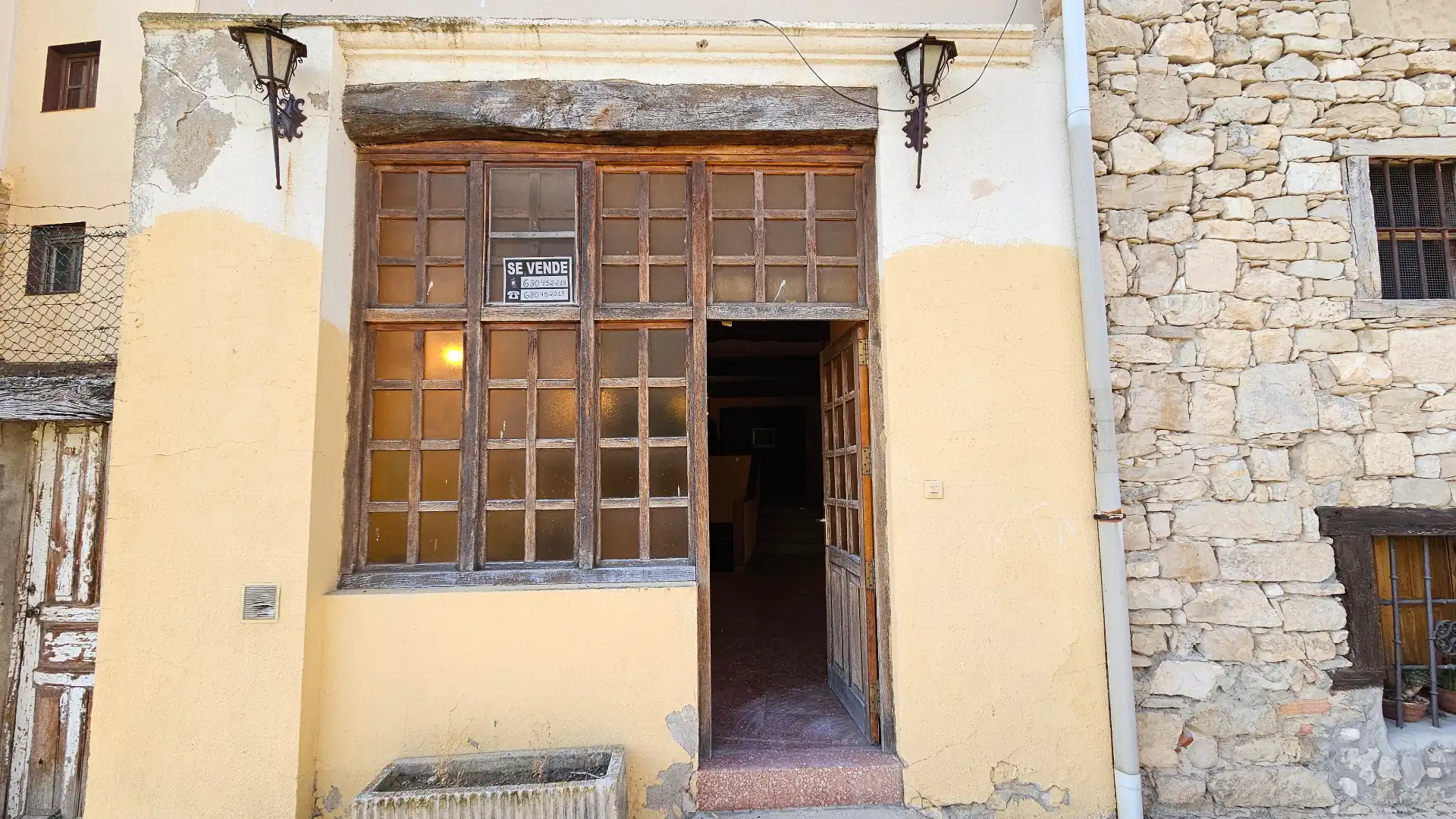 Vista exterior de Local en venta en Condado de Treviño