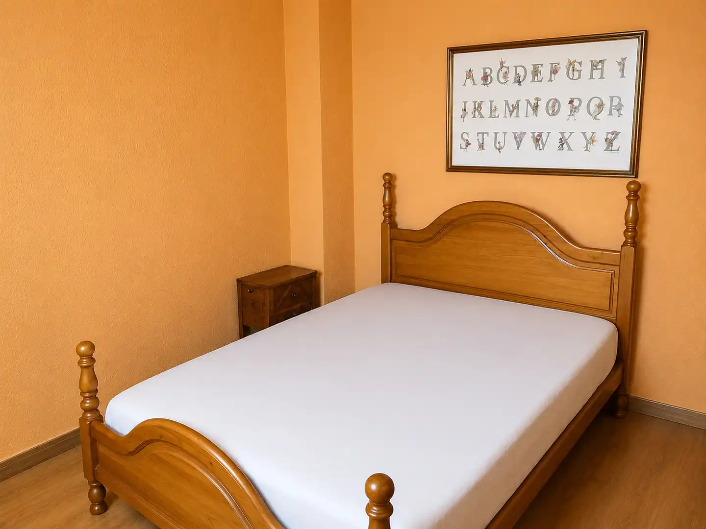 Dormitori de Casa adosada en venda en Barcelona amb Aire condicionat, Jardí privat i Parquet