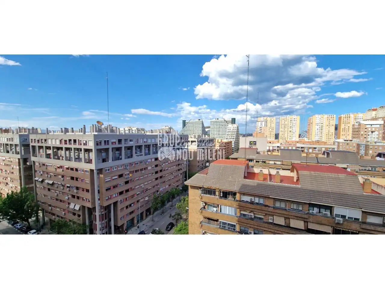 Vista exterior de Dúplex de lloguer en Valencia amb Aire condicionat, Jardí privat i Parquet