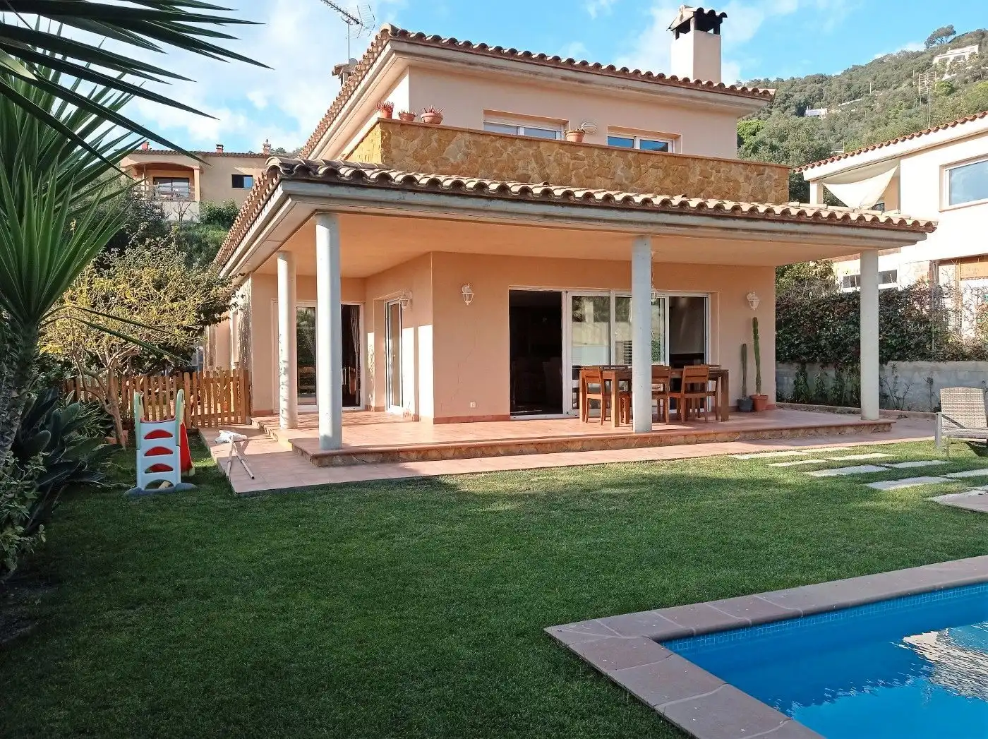 Chalet con piscina en venta en Urbanitzacions del Nord