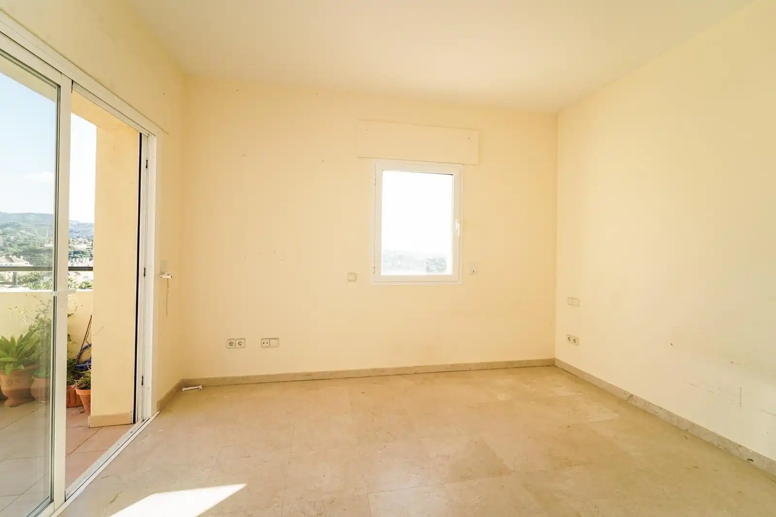 Bedroom of Flat for rent in Manilva