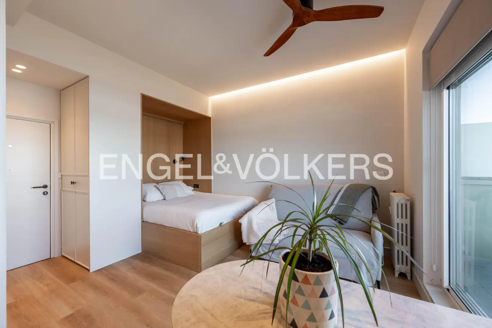 Bedroom of Study for rent in Donostia - San Sebastián   with Heating, Terrace and Furnished