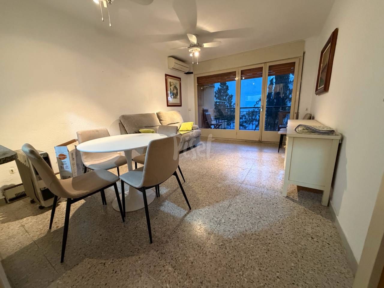 Außenansicht von Wohnungen zum verkauf in El Catllar  mit Klimaanlage, Möbliert und Balkon