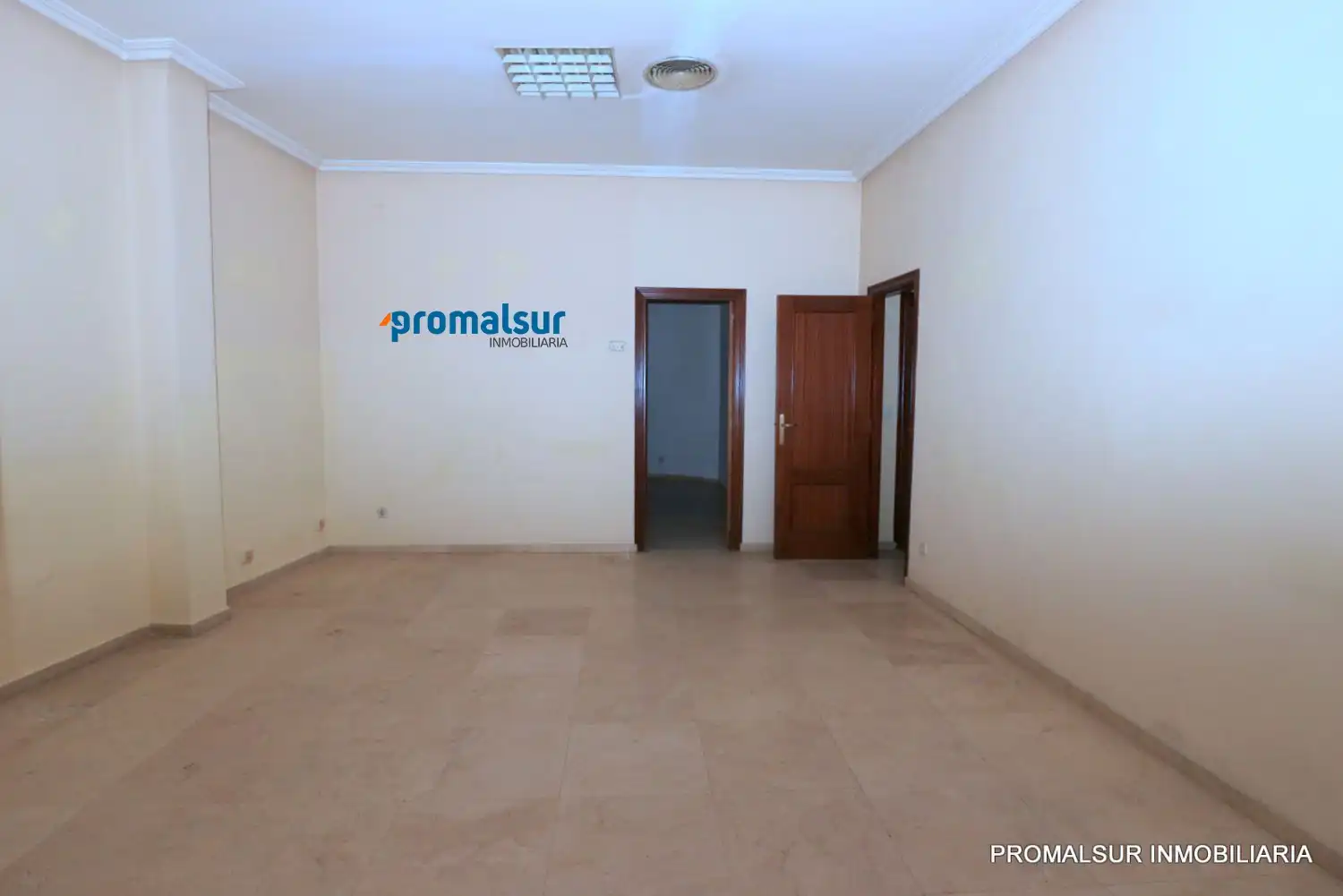Local commercial à louer à Puente Genil, imagen 7