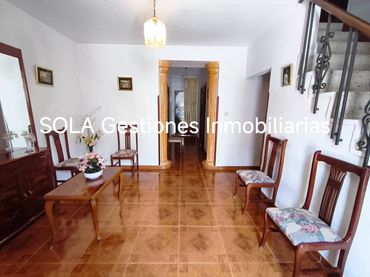 Casa con jardín en venta en Torreperogil